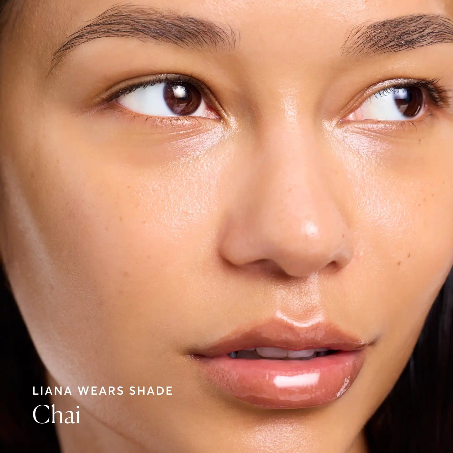 phyto-glow-lip-balm-chai-k0 NATR-60111-Alt-Images-Phyto-Glow-Lip-Balm-Chai-04.webp