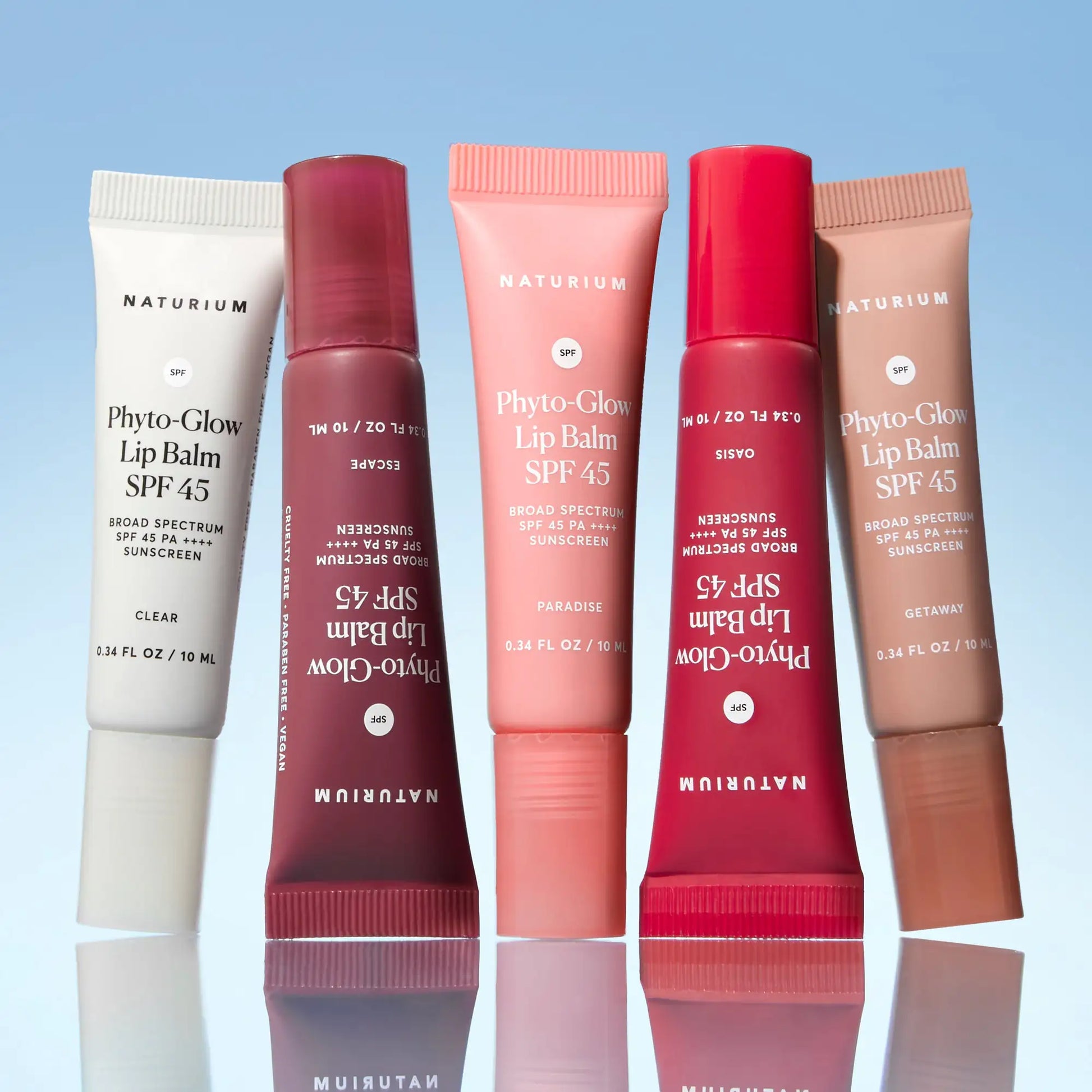 phyto-glow-lip-balm-spf-45-getaway-q3 phytoglowSPF_6428-crop_cde1553e-6f3e-4726-9686-a6dd715ed7c9.webp